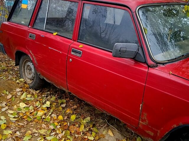 Красный ВАЗ 2104, объемом двигателя 15 л и пробегом 0 тыс. км за 350 $, фото 1 на Automoto.ua