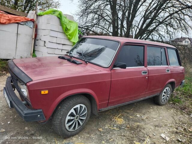 Красный ВАЗ 2104, объемом двигателя 1.5 л и пробегом 90 тыс. км за 1500 $, фото 1 на Automoto.ua