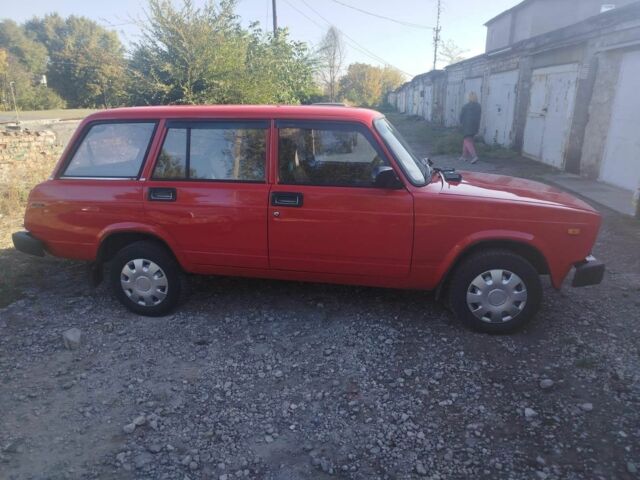Красный ВАЗ 2104, объемом двигателя 1.5 л и пробегом 69 тыс. км за 1751 $, фото 1 на Automoto.ua