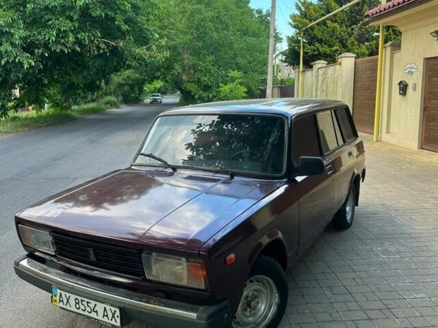 Красный ВАЗ 2104, объемом двигателя 1.5 л и пробегом 500 тыс. км за 999 $, фото 1 на Automoto.ua