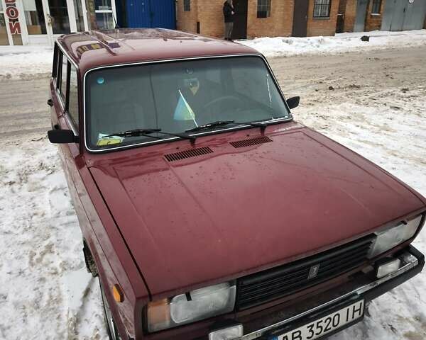 Красный ВАЗ 2104, объемом двигателя 1.57 л и пробегом 180 тыс. км за 2500 $, фото 1 на Automoto.ua