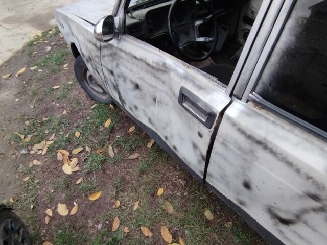 Серый ВАЗ 2104, объемом двигателя 0 л и пробегом 500 тыс. км за 300 $, фото 1 на Automoto.ua