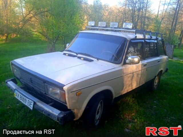 Серый ВАЗ 2104, объемом двигателя 1.5 л и пробегом 200 тыс. км за 800 $, фото 1 на Automoto.ua