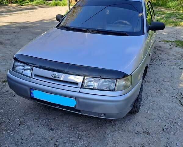 Серый ВАЗ 2104, объемом двигателя 1.6 л и пробегом 200 тыс. км за 3000 $, фото 1 на Automoto.ua