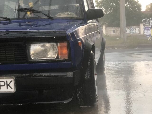 Синий ВАЗ 2104, объемом двигателя 1.5 л и пробегом 100 тыс. км за 1500 $, фото 1 на Automoto.ua