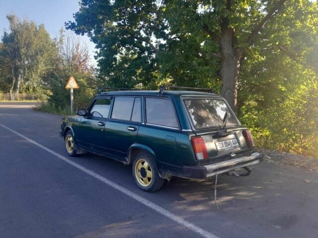 ВАЗ 2104 2002 в Коростене на Automoto.ua Зеленый ВАЗ 2104, объемом двигателя 1 л и пробегом 40 тыс. км за 700 $, фото 1 на Automoto.ua