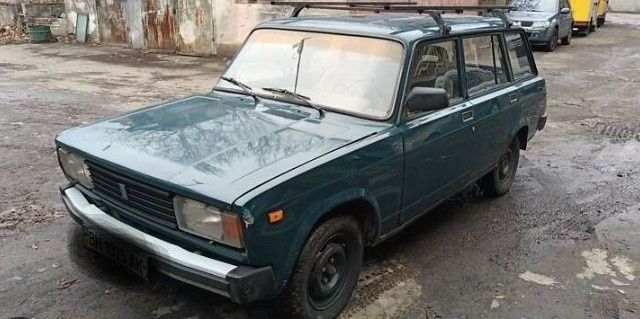 Зеленый ВАЗ 2104, объемом двигателя 1.5 л и пробегом 225 тыс. км за 1300 $, фото 1 на Automoto.ua