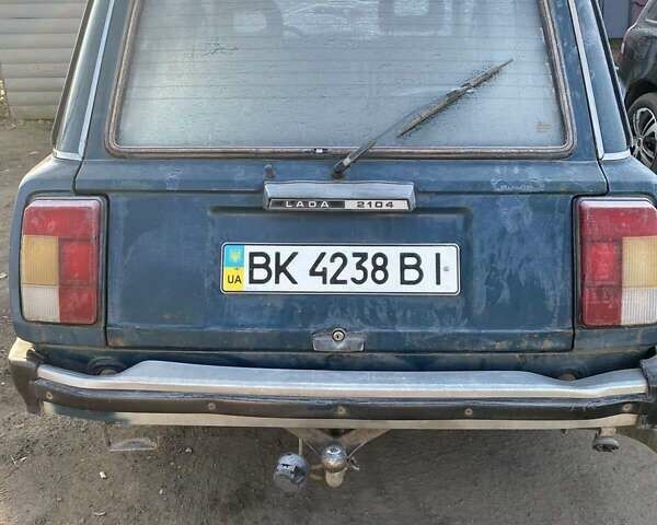 Зеленый ВАЗ 2104, объемом двигателя 1.5 л и пробегом 120 тыс. км за 500 $, фото 1 на Automoto.ua