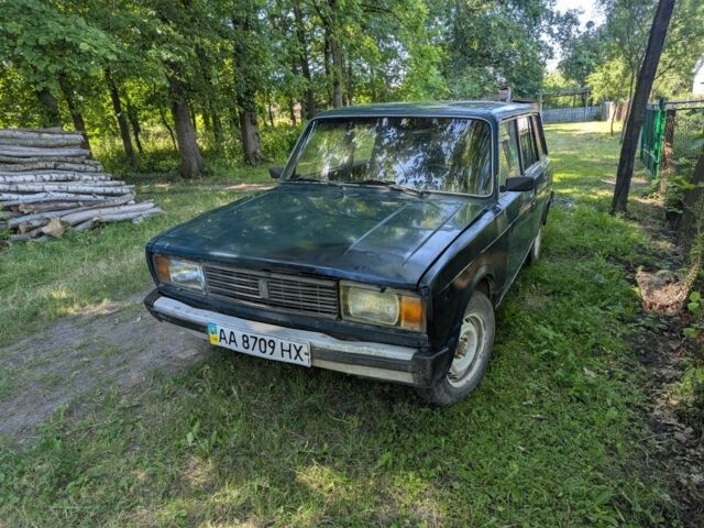 Зеленый ВАЗ 2104, объемом двигателя 0 л и пробегом 1000 тыс. км за 600 $, фото 1 на Automoto.ua