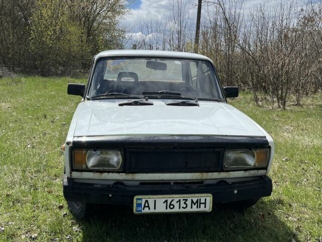 Белый ВАЗ 2105, объемом двигателя 0 л и пробегом 3 тыс. км за 289 $, фото 1 на Automoto.ua