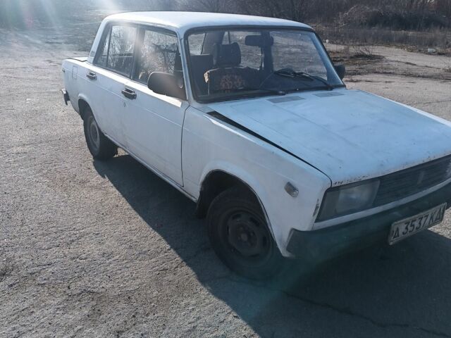 Білий ВАЗ 2105, об'ємом двигуна 1.3 л та пробігом 100 тис. км за 294 $, фото 1 на Automoto.ua