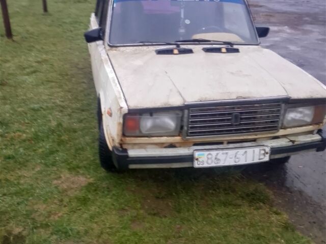 Білий ВАЗ 2105, об'ємом двигуна 6 л та пробігом 155 тис. км за 250 $, фото 1 на Automoto.ua