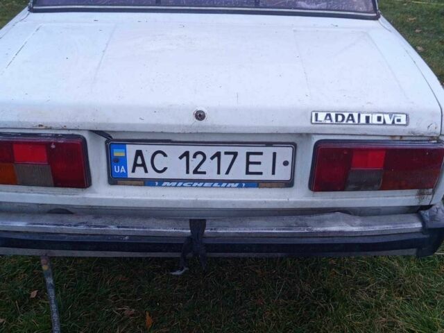 Белый ВАЗ 2105, объемом двигателя 1.2 л и пробегом 400 тыс. км за 382 $, фото 1 на Automoto.ua