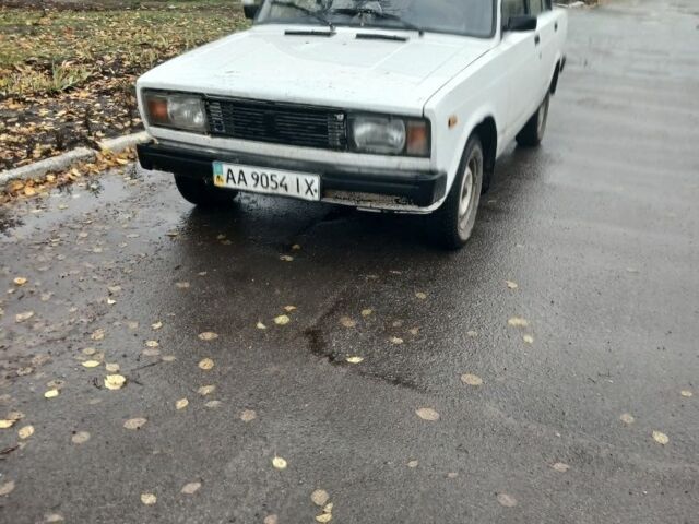 Белый ВАЗ 2105, объемом двигателя 0 л и пробегом 266 тыс. км за 452 $, фото 1 на Automoto.ua