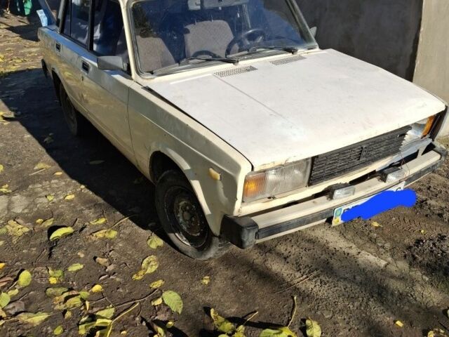 Белый ВАЗ 2105, объемом двигателя 1.3 л и пробегом 92 тыс. км за 470 $, фото 1 на Automoto.ua