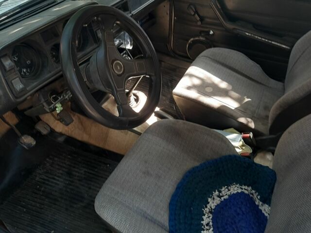 Белый ВАЗ 2105, объемом двигателя 1 л и пробегом 5 тыс. км за 523 $, фото 1 на Automoto.ua