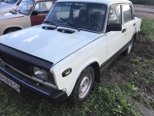 Белый ВАЗ 2105, объемом двигателя 0 л и пробегом 50 тыс. км за 782 $, фото 1 на Automoto.ua
