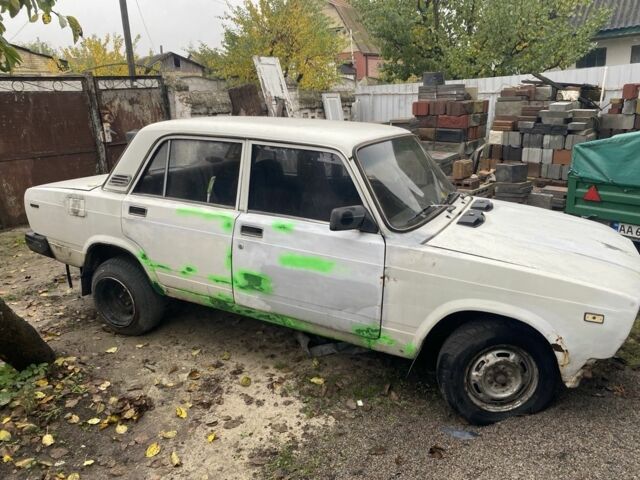 Білий ВАЗ 2105, об'ємом двигуна 1.3 л та пробігом 10 тис. км за 122 $, фото 1 на Automoto.ua