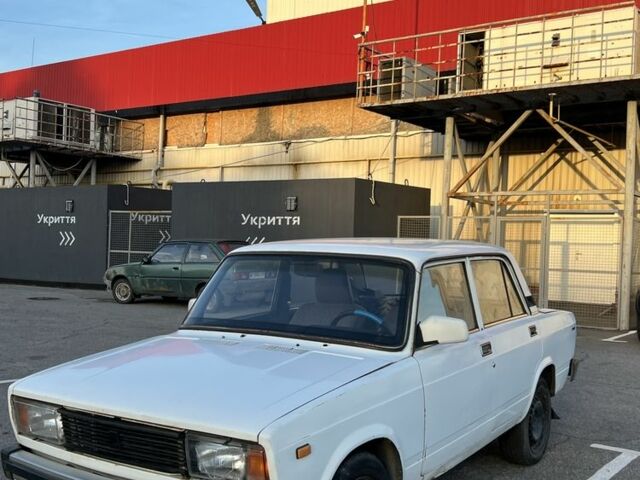Білий ВАЗ 2105, об'ємом двигуна 1.5 л та пробігом 189 тис. км за 626 $, фото 1 на Automoto.ua
