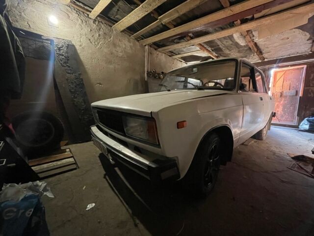 Білий ВАЗ 2105, об'ємом двигуна 0 л та пробігом 500 тис. км за 850 $, фото 1 на Automoto.ua