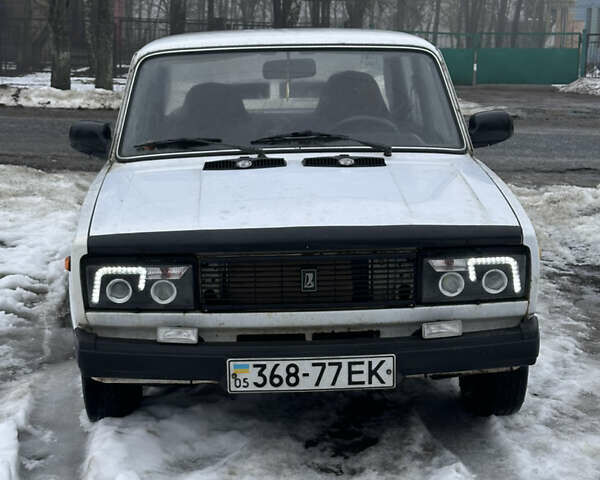 Белый ВАЗ 2105, объемом двигателя 1.3 л и пробегом 95 тыс. км за 1000 $, фото 1 на Automoto.ua