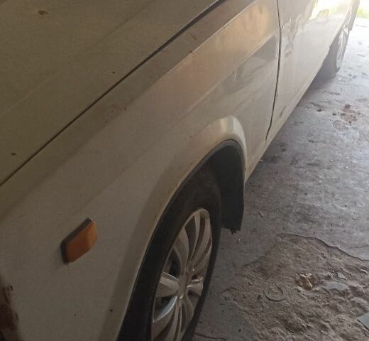 Белый ВАЗ 2105, объемом двигателя 0 л и пробегом 100 тыс. км за 428 $, фото 1 на Automoto.ua