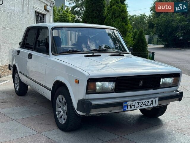 Білий ВАЗ 2105, об'ємом двигуна 1.3 л та пробігом 209 тис. км за 1150 $, фото 1 на Automoto.ua