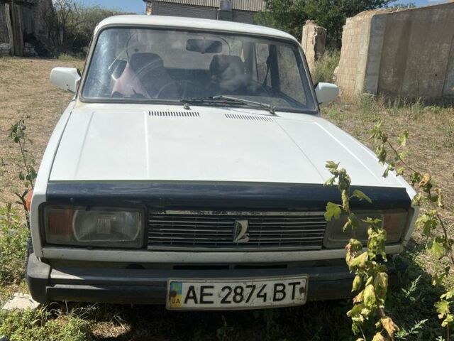 Белый ВАЗ 2105, объемом двигателя 0 л и пробегом 215 тыс. км за 287 $, фото 1 на Automoto.ua