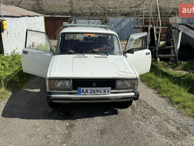 Білий ВАЗ 2105, об'ємом двигуна 1.2 л та пробігом 31 тис. км за 999 $, фото 1 на Automoto.ua