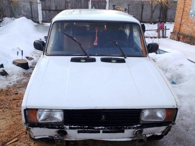 Белый ВАЗ 2105, объемом двигателя 1.3 л и пробегом 2 тыс. км за 286 $, фото 1 на Automoto.ua