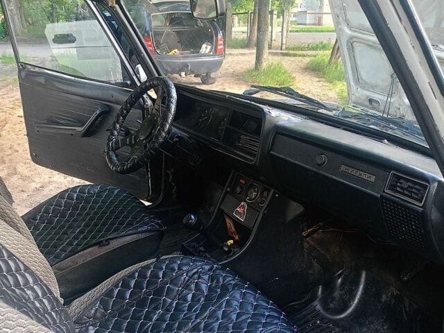 Білий ВАЗ 2105, об'ємом двигуна 1.3 л та пробігом 300 тис. км за 450 $, фото 1 на Automoto.ua