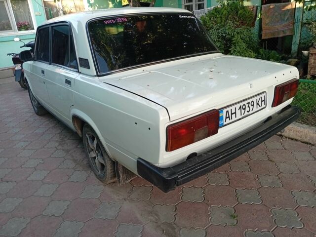 Белый ВАЗ 2105, объемом двигателя 1.3 л и пробегом 87 тыс. км за 1201 $, фото 1 на Automoto.ua