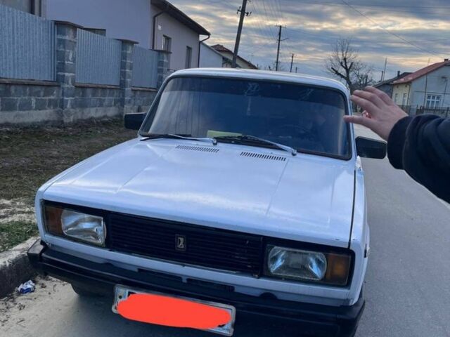 Белый ВАЗ 2105, объемом двигателя 1.2 л и пробегом 3 тыс. км за 208 $, фото 1 на Automoto.ua