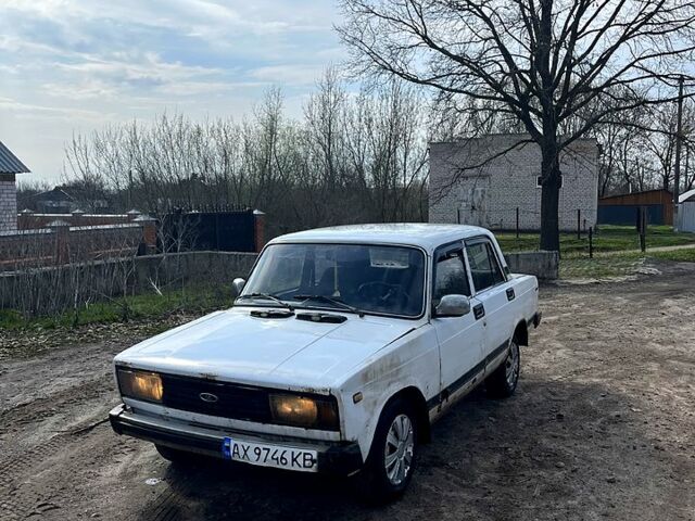 Белый ВАЗ 2105, объемом двигателя 1.2 л и пробегом 333 тыс. км за 550 $, фото 1 на Automoto.ua