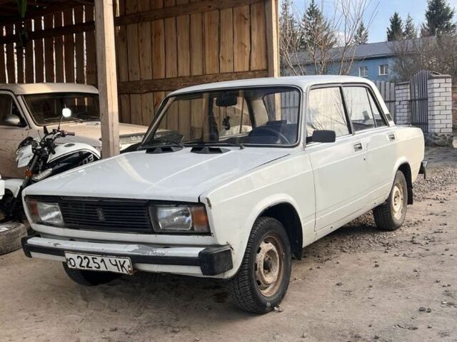 Білий ВАЗ 2105, об'ємом двигуна 1.5 л та пробігом 85 тис. км за 568 $, фото 1 на Automoto.ua