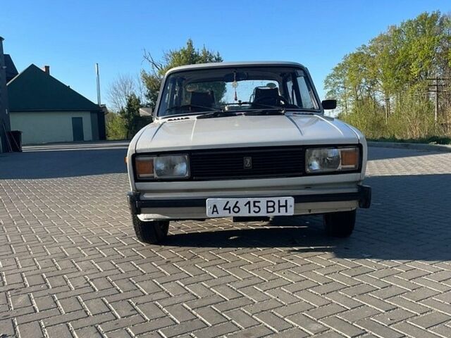 Белый ВАЗ 2105, объемом двигателя 0 л и пробегом 71 тыс. км за 2500 $, фото 1 на Automoto.ua