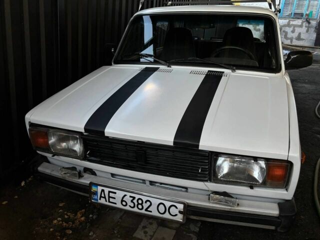 Белый ВАЗ 2105, объемом двигателя 0 л и пробегом 100 тыс. км за 700 $, фото 1 на Automoto.ua