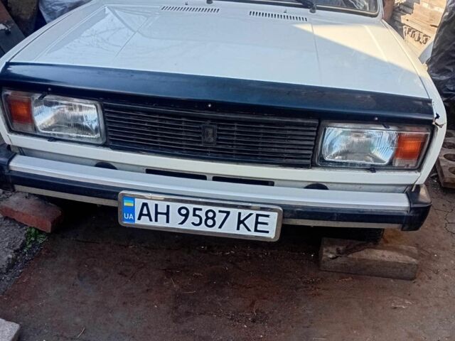 Белый ВАЗ 2105, объемом двигателя 1.3 л и пробегом 80 тыс. км за 914 $, фото 1 на Automoto.ua