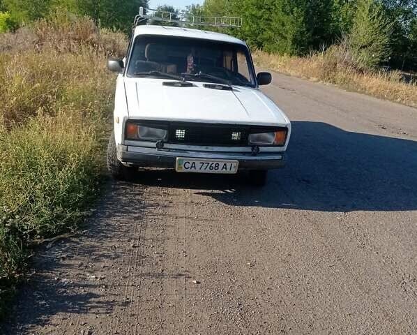 Белый ВАЗ 2105, объемом двигателя 1.2 л и пробегом 10 тыс. км за 653 $, фото 1 на Automoto.ua