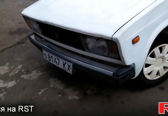Белый ВАЗ 2105, объемом двигателя 1.5 л и пробегом 0 тыс. км за 700 $, фото 1 на Automoto.ua