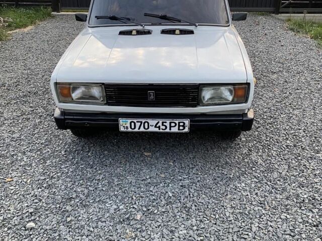 Белый ВАЗ 2105, объемом двигателя 0 л и пробегом 50 тыс. км за 652 $, фото 1 на Automoto.ua