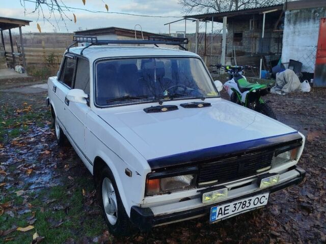 Белый ВАЗ 2105, объемом двигателя 1.2 л и пробегом 32 тыс. км за 1250 $, фото 1 на Automoto.ua
