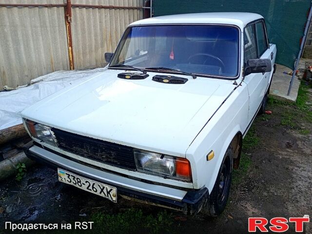 Белый ВАЗ 2105, объемом двигателя 1.5 л и пробегом 92 тыс. км за 450 $, фото 1 на Automoto.ua