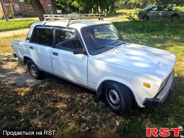 Білий ВАЗ 2105, об'ємом двигуна 1.3 л та пробігом 180 тис. км за 550 $, фото 1 на Automoto.ua
