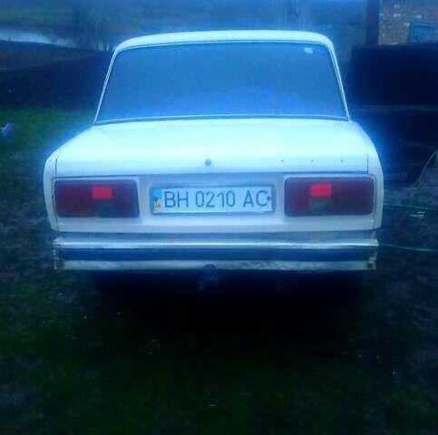 Білий ВАЗ 2105, об'ємом двигуна 1.6 л та пробігом 120 тис. км за 590 $, фото 1 на Automoto.ua