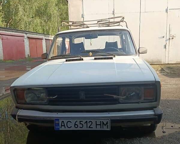 Белый ВАЗ 2105, объемом двигателя 1.29 л и пробегом 100 тыс. км за 800 $, фото 1 на Automoto.ua