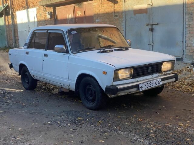 Белый ВАЗ 2105, объемом двигателя 0 л и пробегом 98 тыс. км за 358 $, фото 1 на Automoto.ua