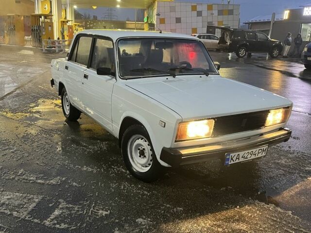 Белый ВАЗ 2105, объемом двигателя 1.3 л и пробегом 2 тыс. км за 1250 $, фото 1 на Automoto.ua