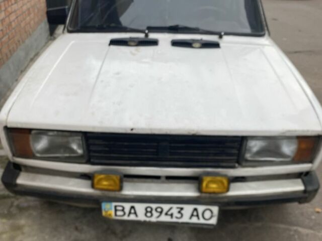 Белый ВАЗ 2105, объемом двигателя 1.3 л и пробегом 333 тыс. км за 453 $, фото 1 на Automoto.ua