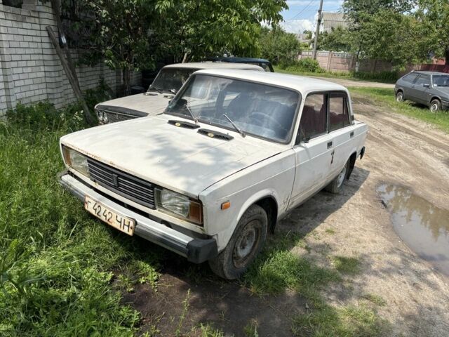 Білий ВАЗ 2105, об'ємом двигуна 1 л та пробігом 1 тис. км за 250 $, фото 1 на Automoto.ua